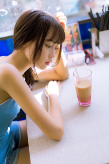 翁公与小莹